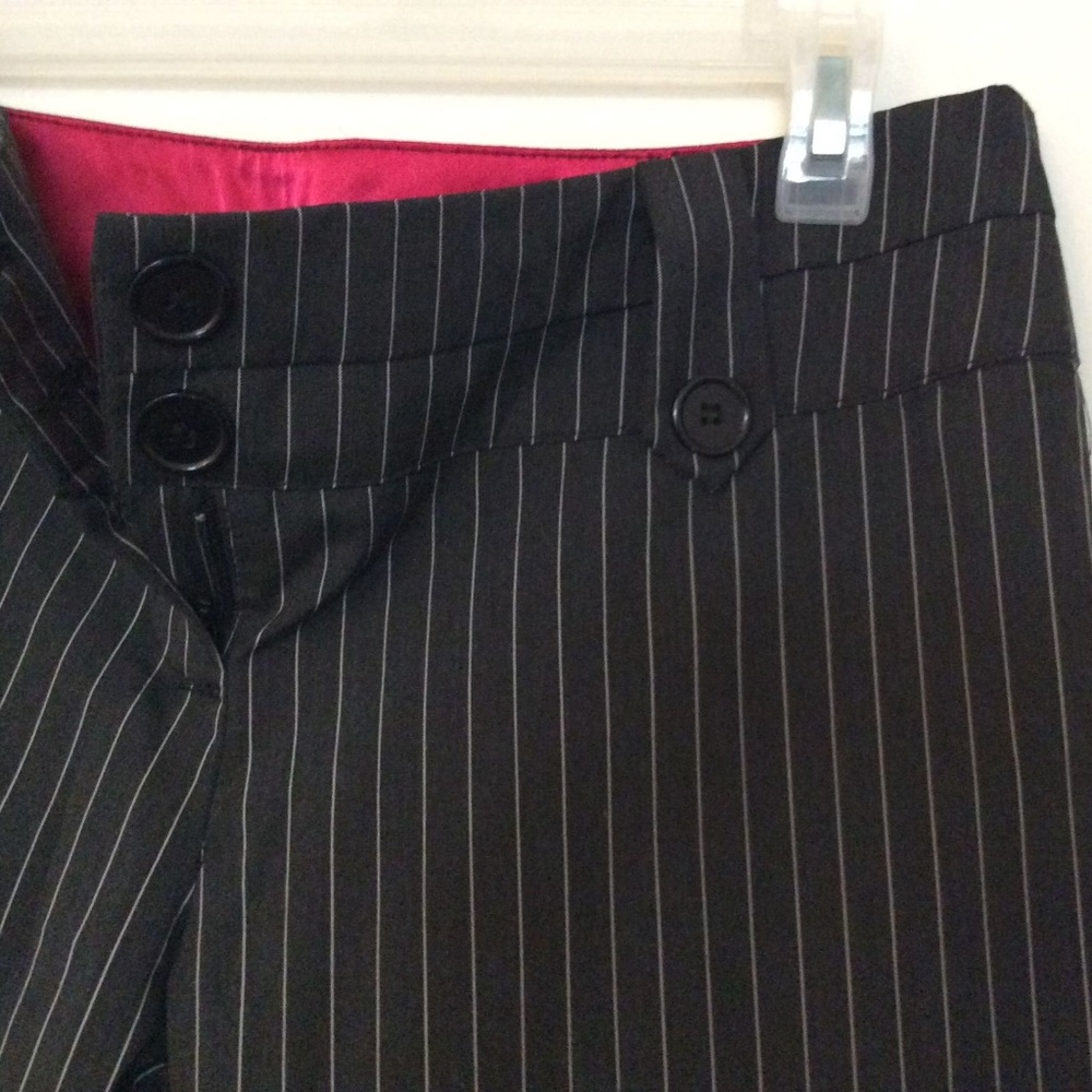 ON SALE NOW, BUNDLE FOR BIGGER SAVINGS  Sensational Capri Cropped SZ 13